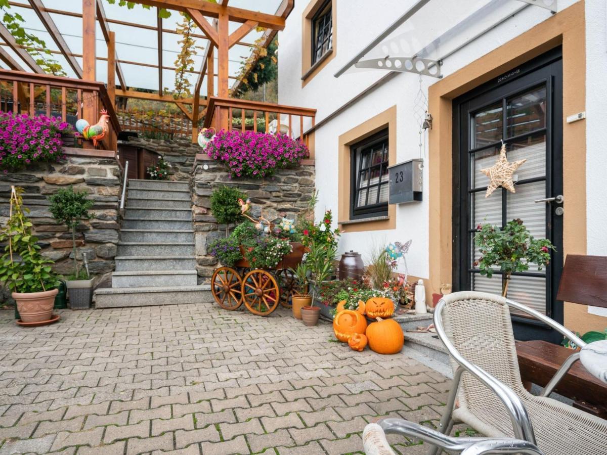 Lavish Apartment In Merschbach Near The Forest Eksteriør billede