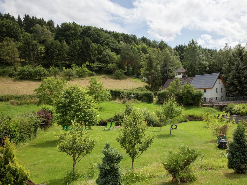 Lavish Apartment In Merschbach Near The Forest Eksteriør billede